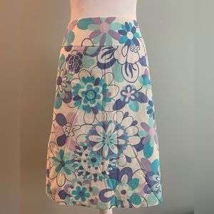 Stretch pencil skirt
